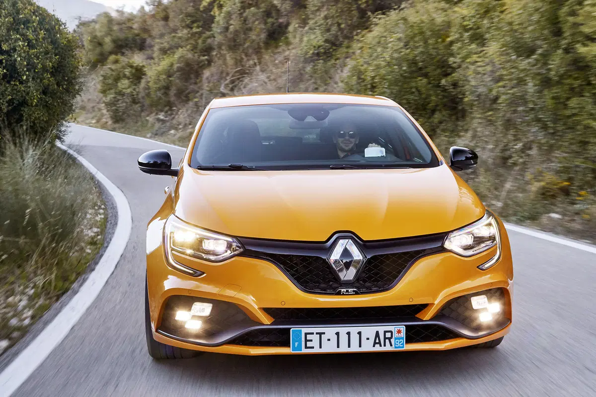Renault Megane R.S. 2018 | Su strada e in pista con la sport e la CUP (21)