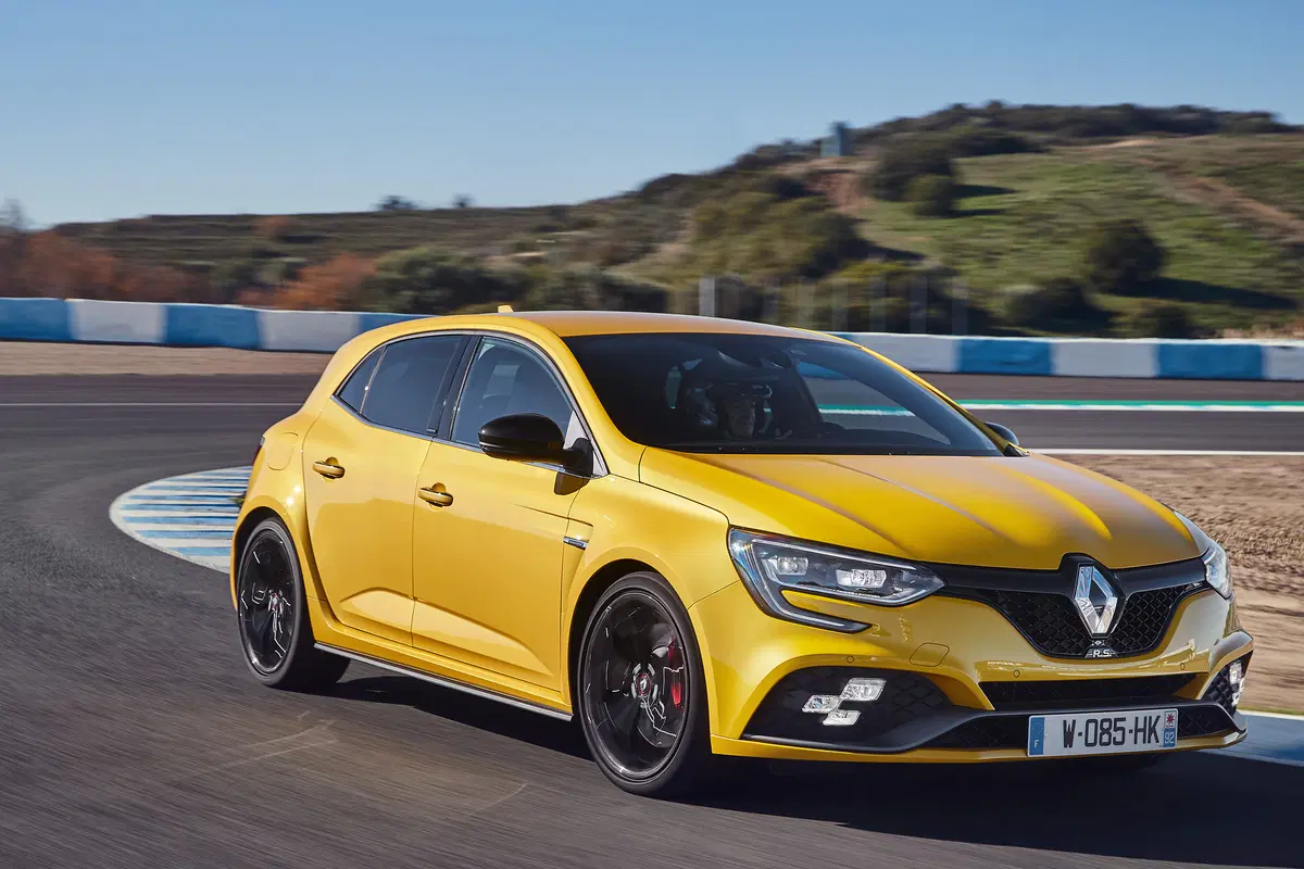 Renault Megane R.S. 2018 | Su strada e in pista con la sport e la CUP (22)