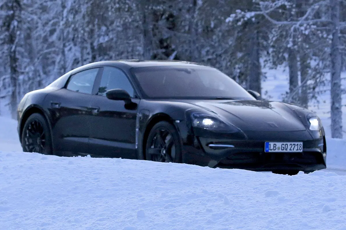 Porsche Mission E, continuano i test per la 100% EV di Zuffenhausen (3)