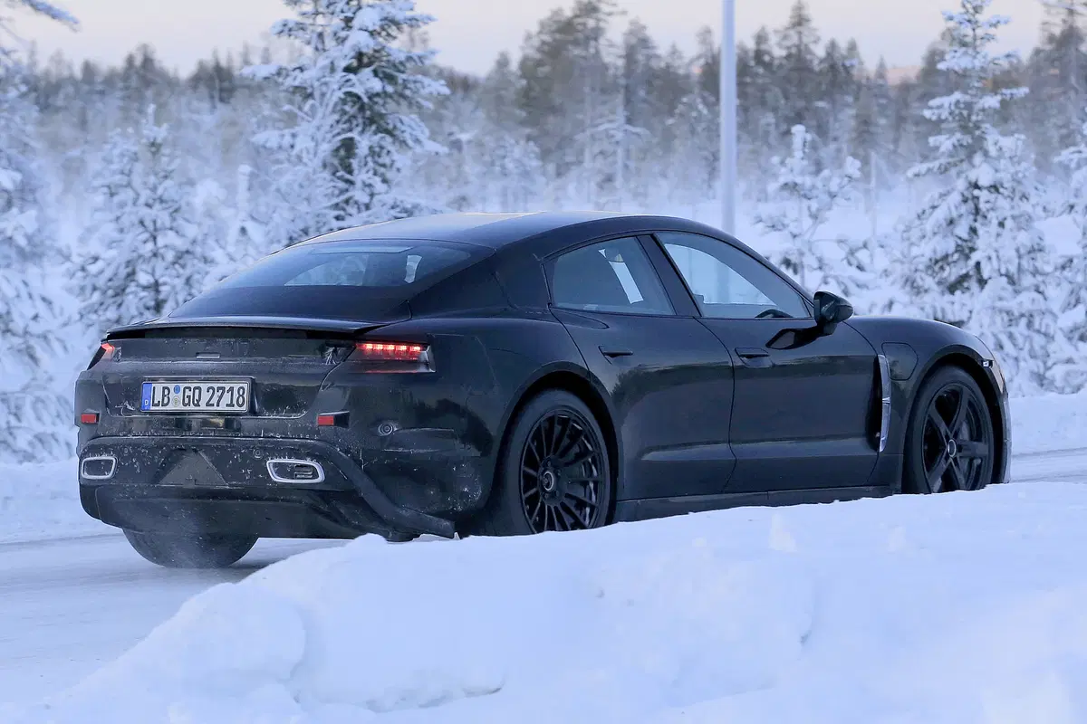 Porsche Mission E, continuano i test per la 100% EV di Zuffenhausen (6)