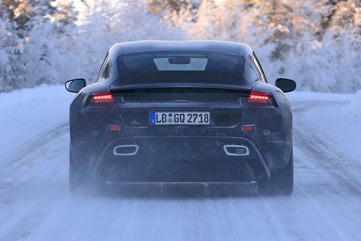 Porsche Mission E, continuano i test per la 100% EV di Zuffenhausen (9)