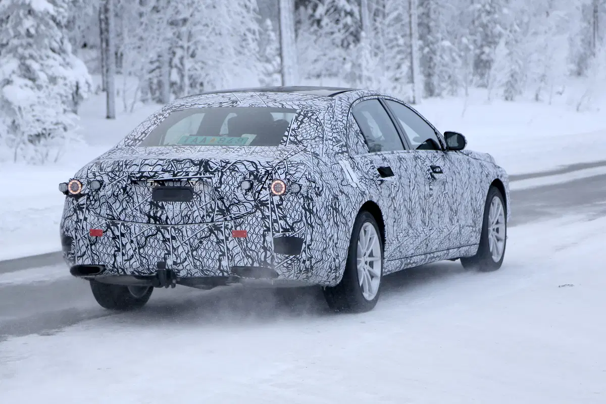Mercedes Classe S, iniziati i test per la prossima generazione  (2)