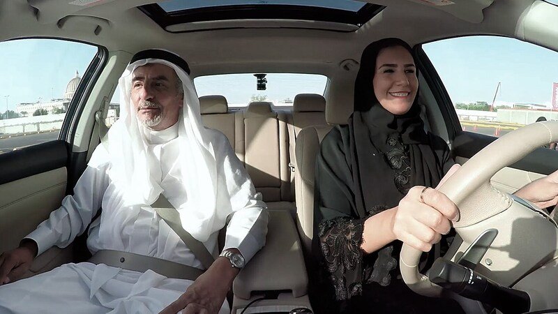 Arabia Saudita, Nissan sostiene le nuove automobiliste con #SheDrives [Video]