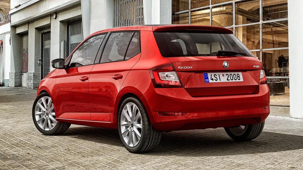 Skoda Fabia restyling, ecco le prime immagini (4)