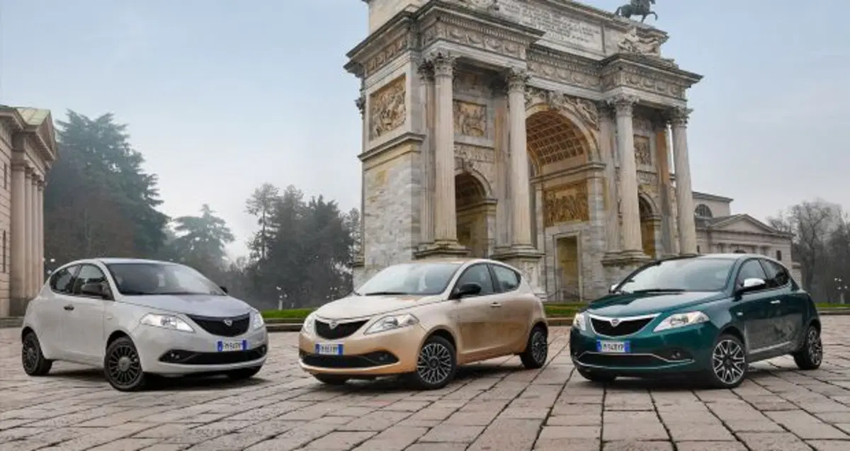 Lancia Ypsilon, l'icona italiana si presenta e si fa in tre (9)
