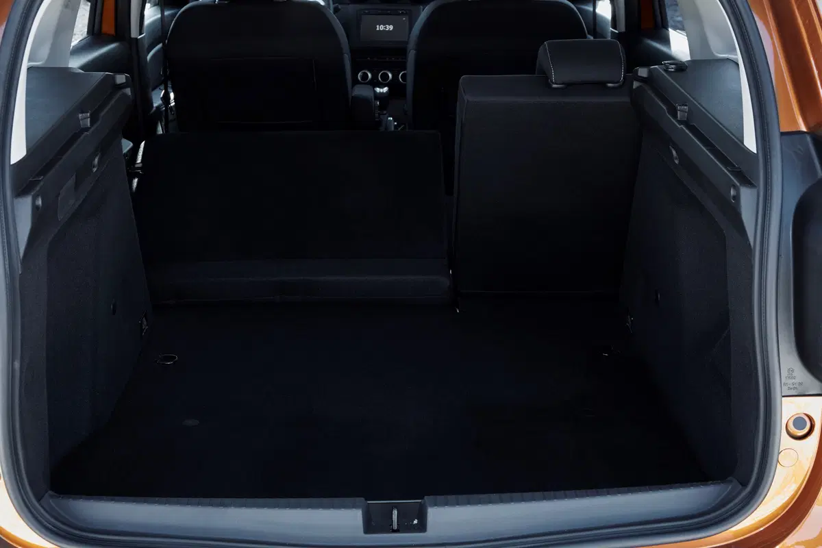 Dacia Duster 1.0 TCe 100 CV 4x2 Techroad (50)