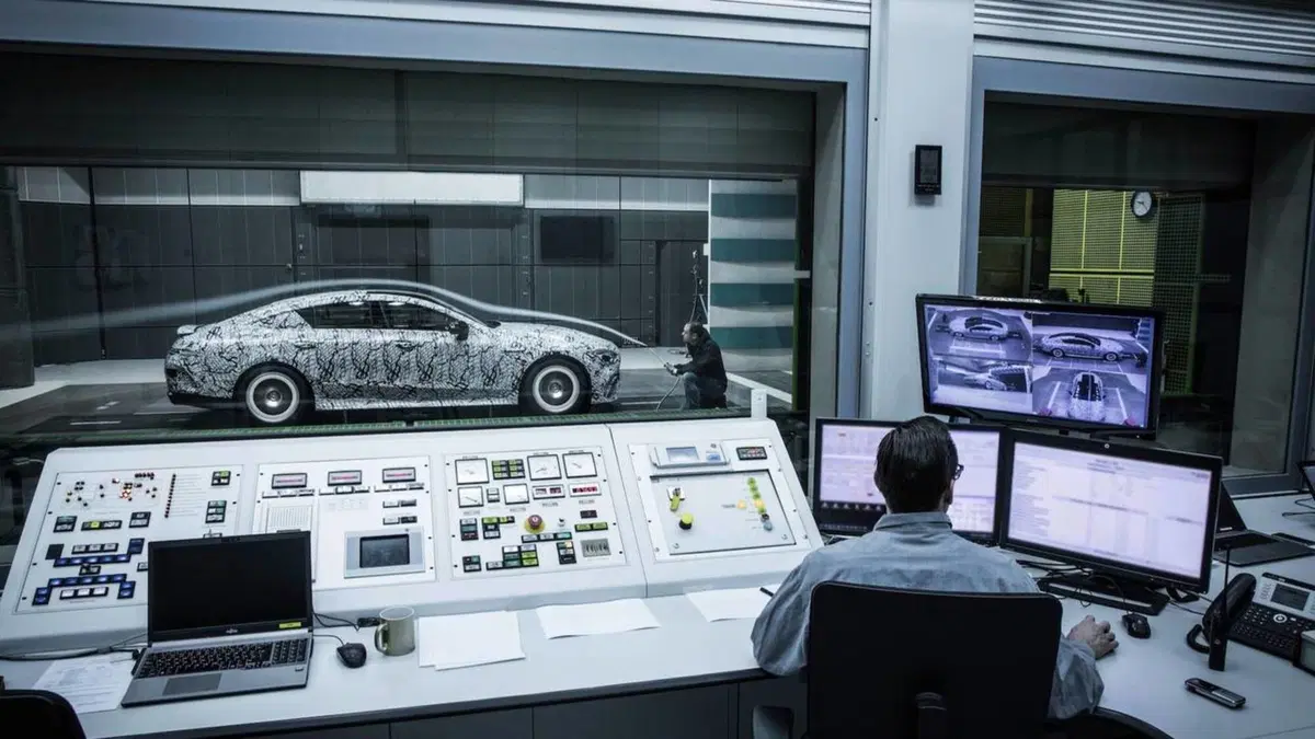 Mercedes AMG GT Coupé, la vedremo al Salone di Ginevra 2018 (4)