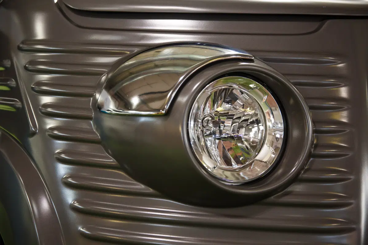 Citroen Type H 70th Anniversary Campervan: rivive il mito e parla (anche) italiano (2)