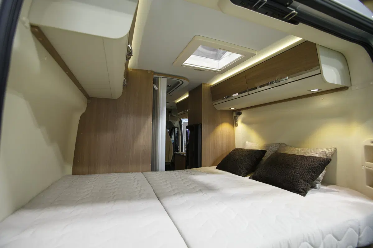 Citroen Type H 70th Anniversary Campervan: rivive il mito e parla (anche) italiano (9)