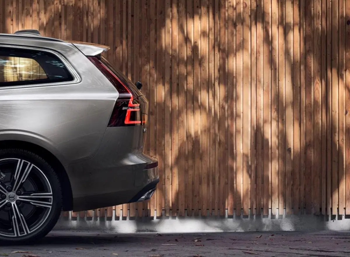 Volvo V60 2018, svelati nuovi dettagli della station wagon (3)