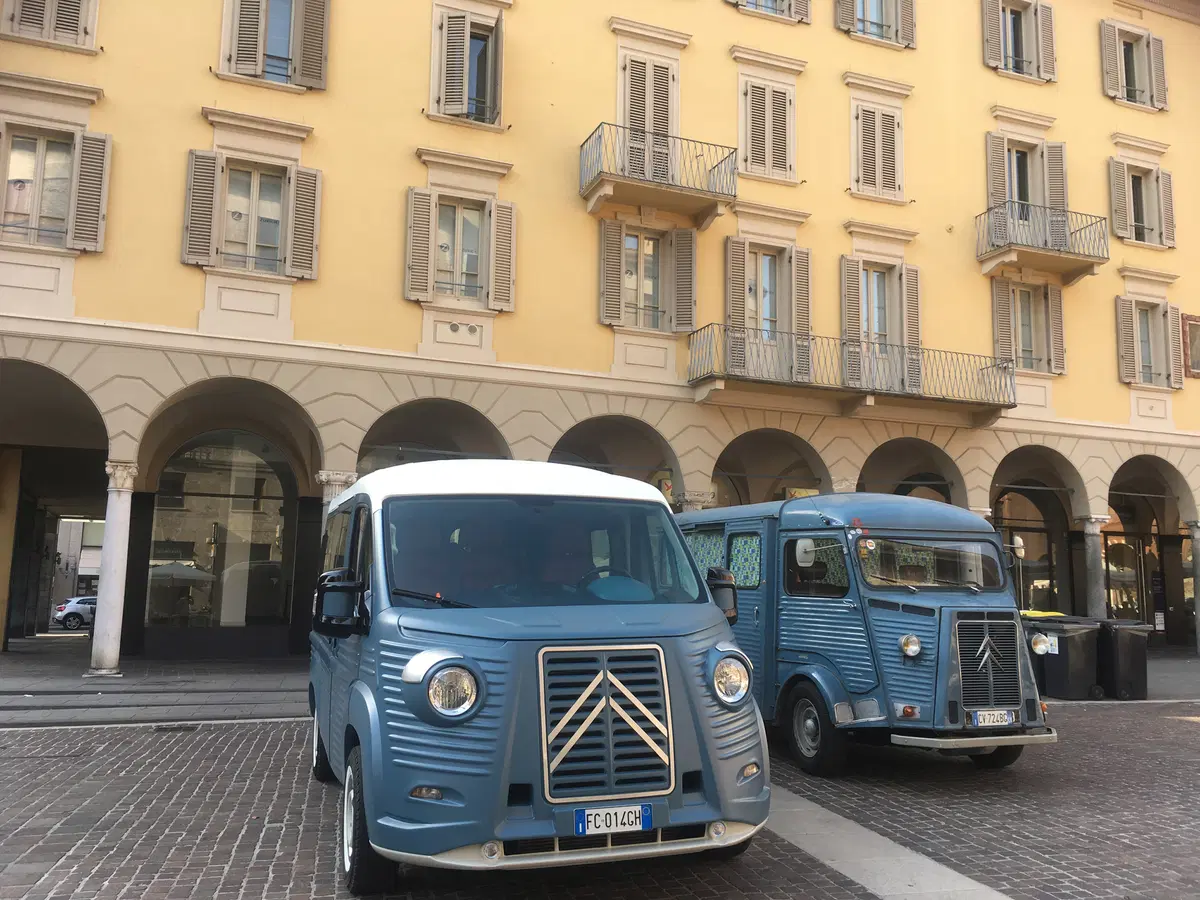 Citroen Type H 70th Anniversary Campervan: rivive il mito e parla (anche) italiano (20)