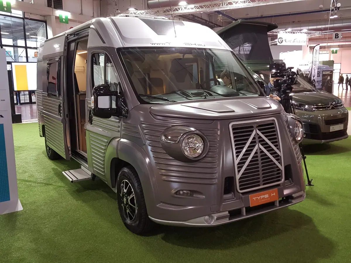 Citroen Type H 70th Anniversary Campervan: rivive il mito e parla (anche) italiano (30)