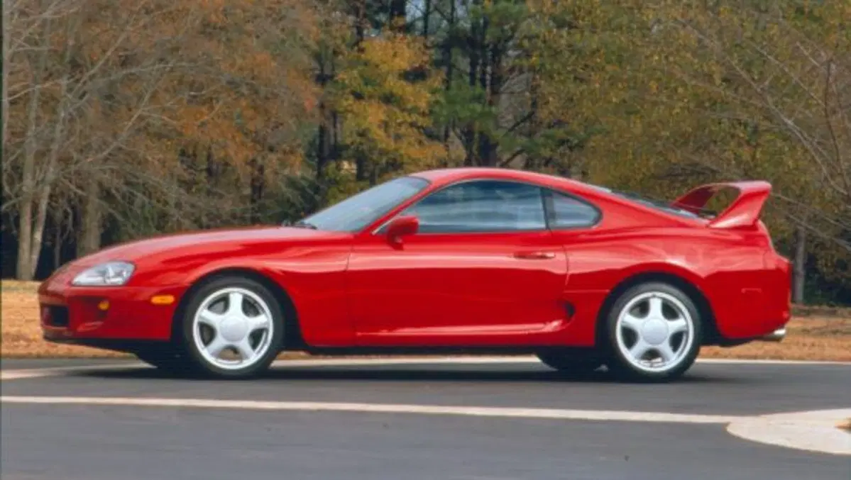 Toyota Supra, la GT diventata leggenda (10)