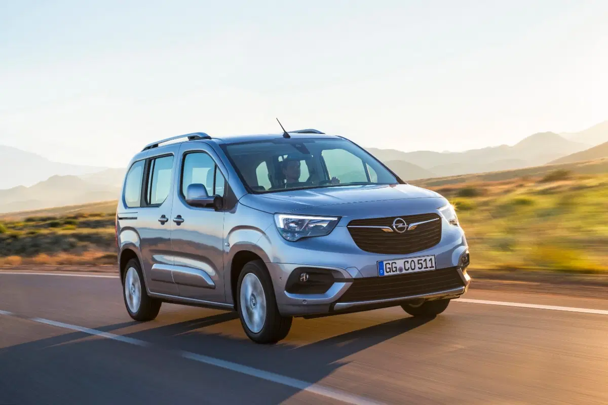 Opel Combo Life, il nuovo multispazio dell'era PSA