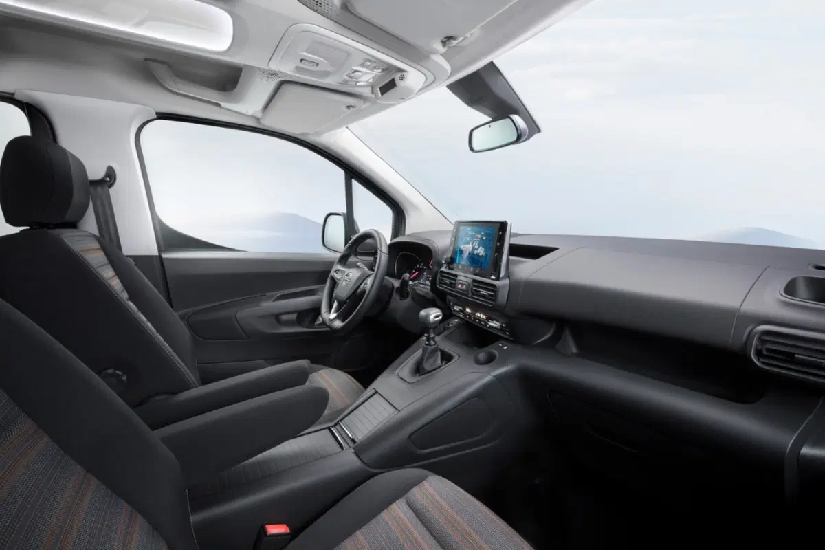 Opel Combo Life, il nuovo multispazio dell'era PSA (4)