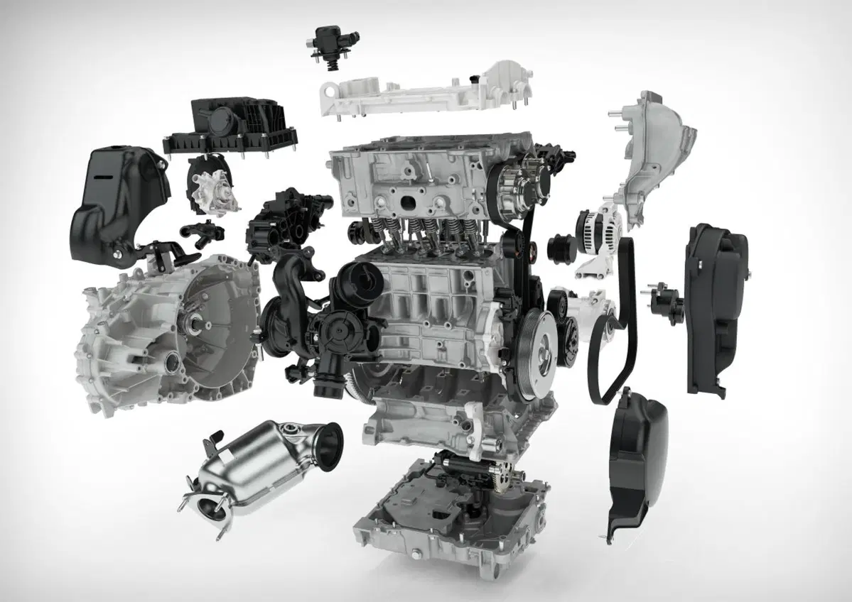 Volvo XC40, arriva il 3 cilindri (10)