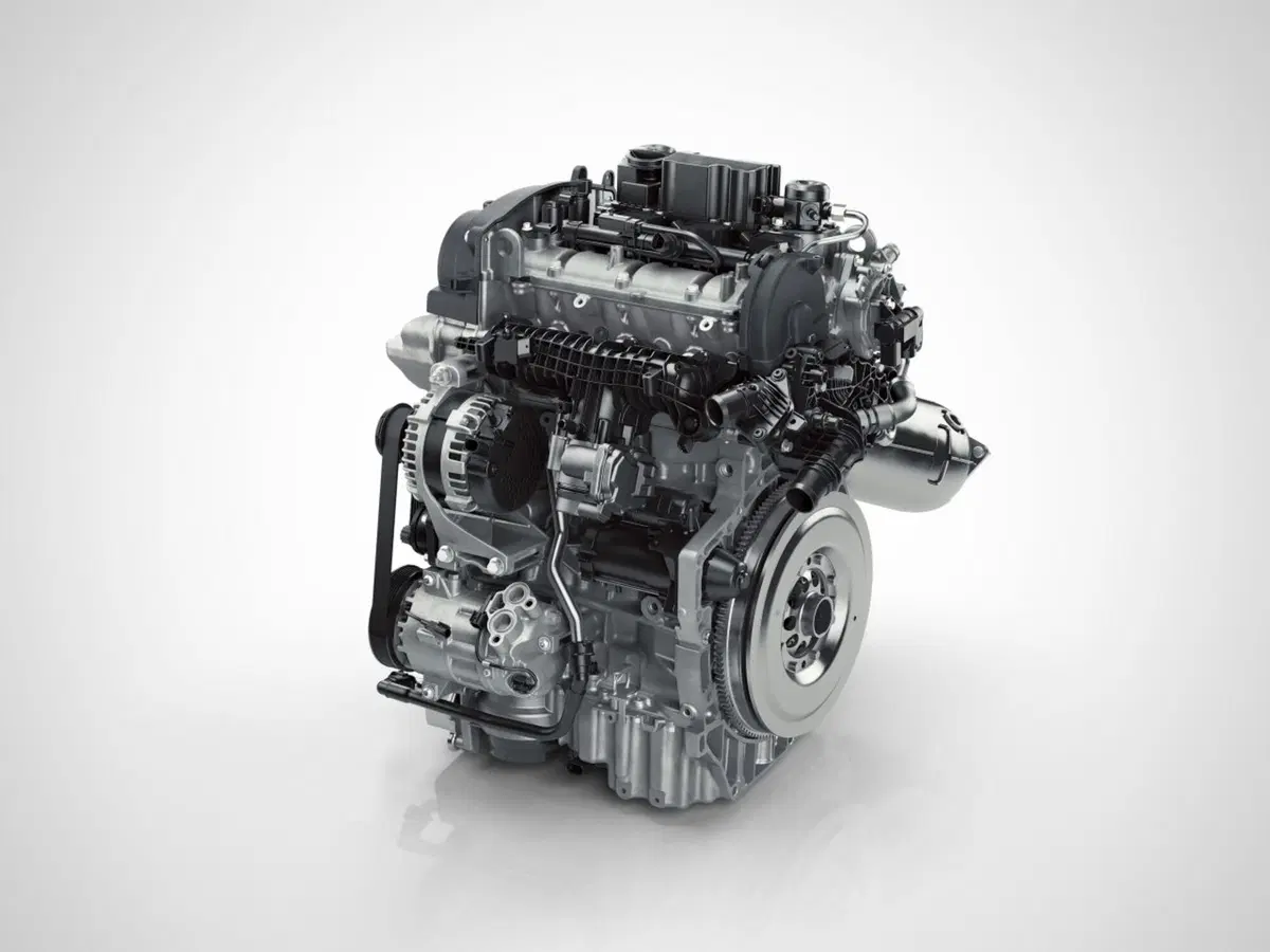 Volvo XC40, arriva il 3 cilindri (12)
