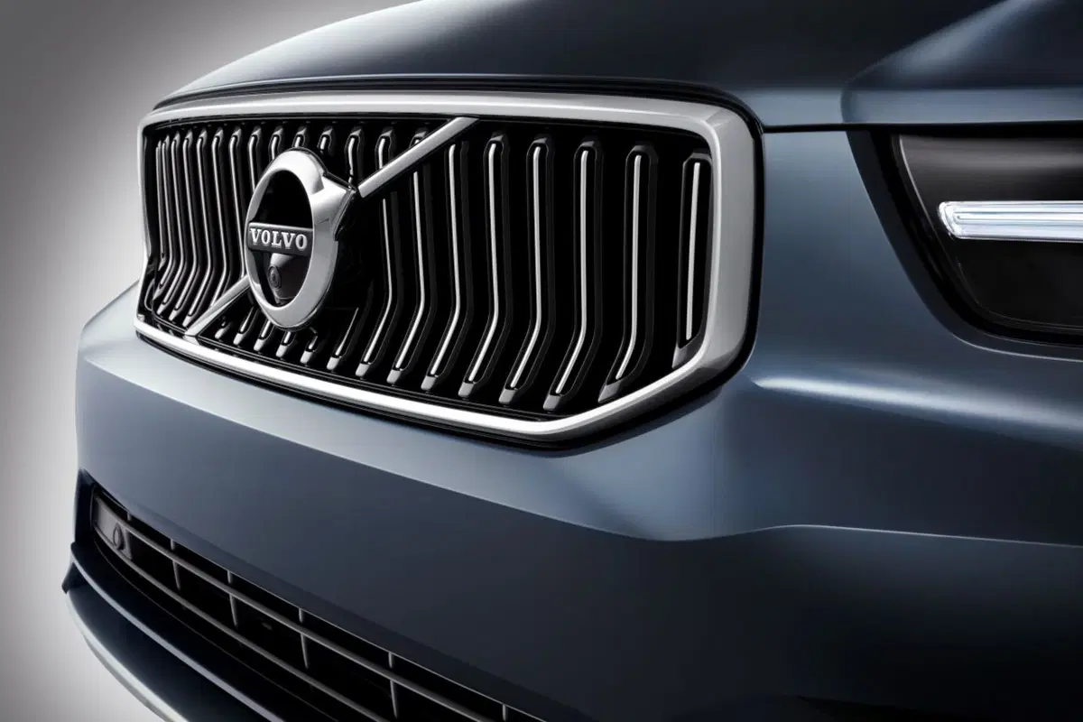 Volvo XC40, arriva il 3 cilindri (17)