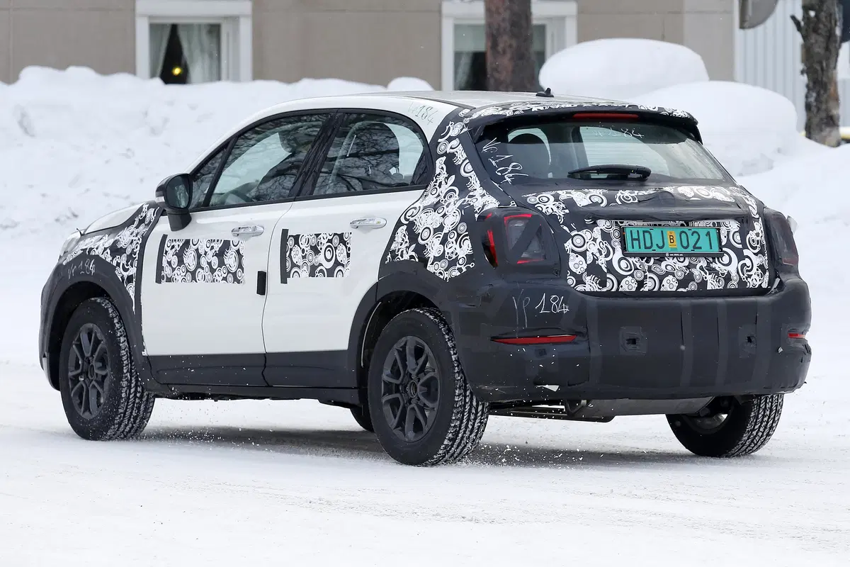 Fiat 500 X, le foto spia (5)