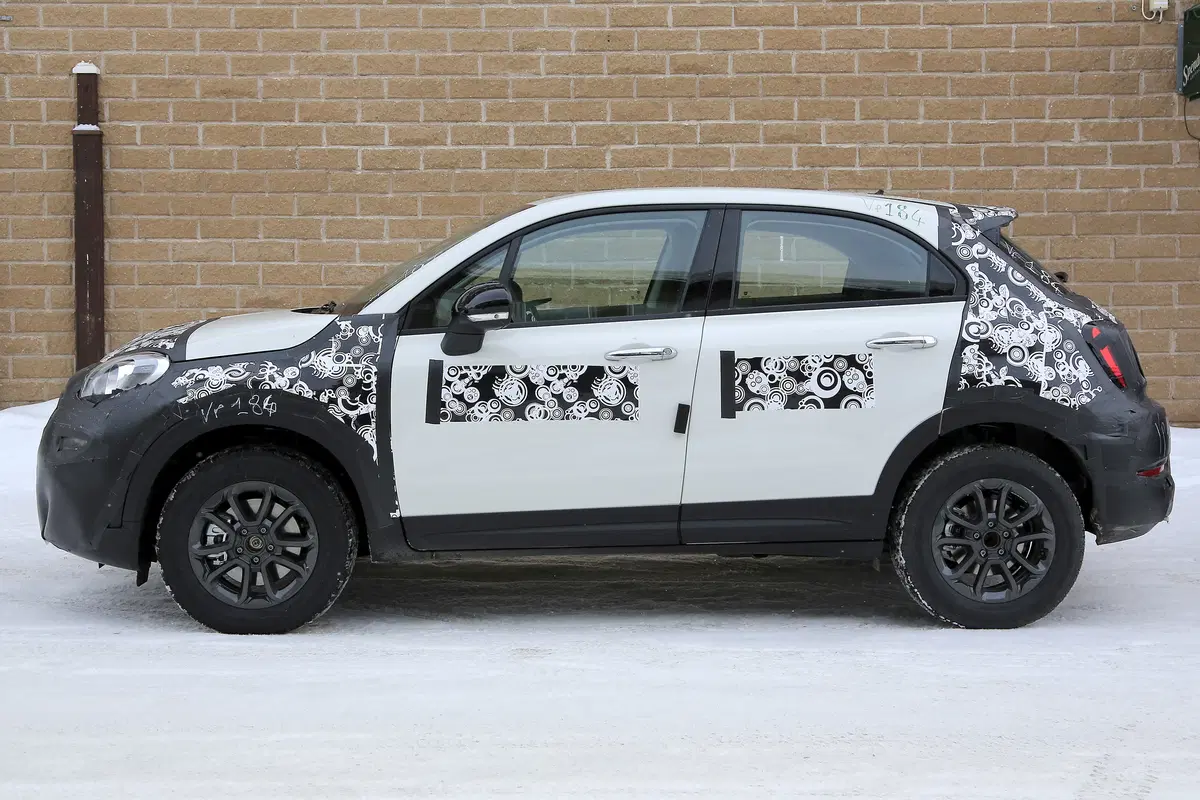 Fiat 500 X, le foto spia (13)