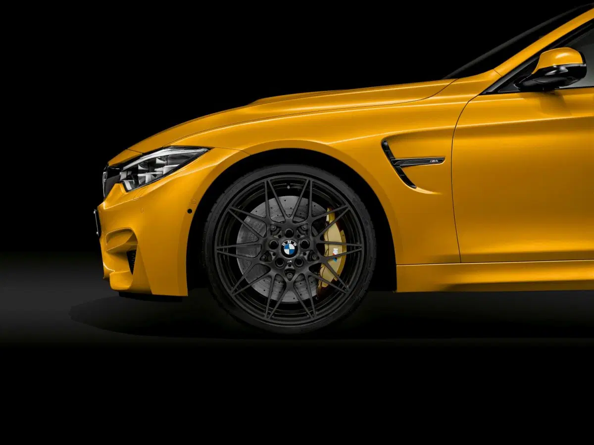 BMW M4 Cabrio 30 Jahre Edition, 30 anni di “M” cabriolet
