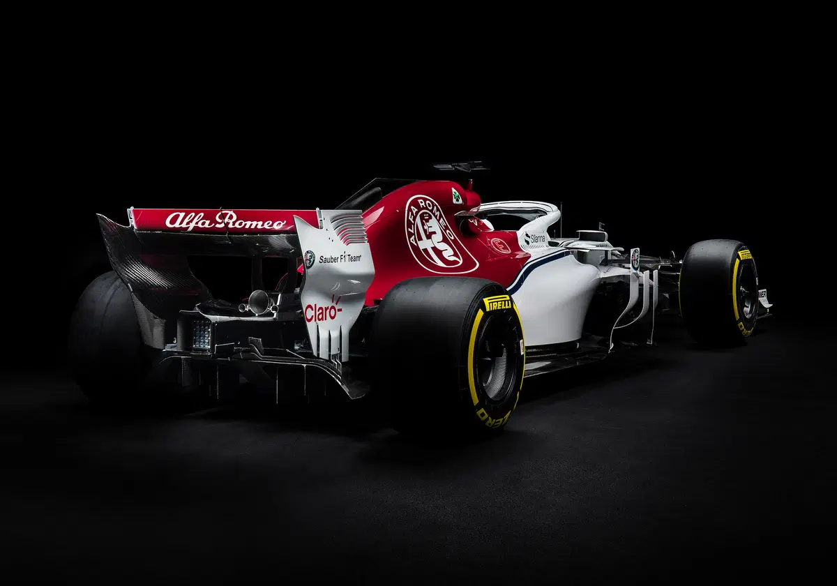 F1 2018: Alfa Romeo Sauber, svelata la C37 (2)