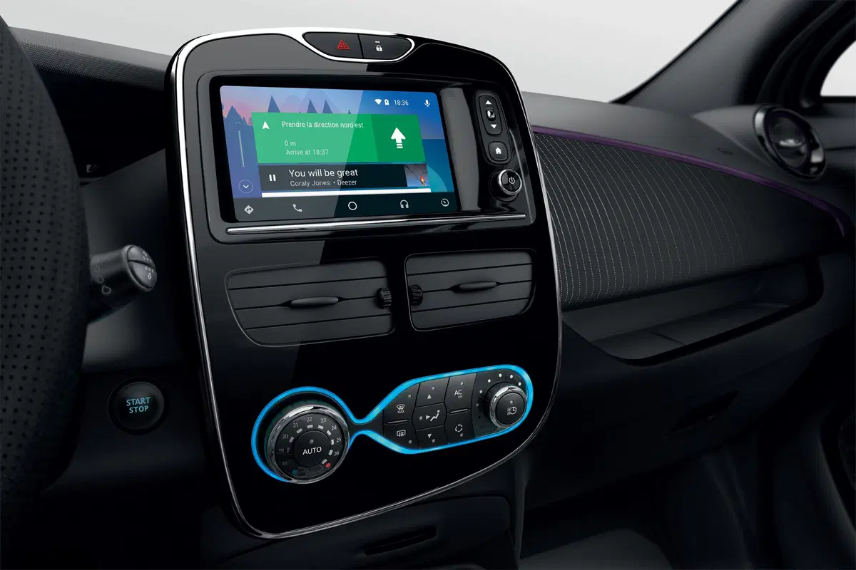 Renault Zoe 2018, spinta dal nuovo motore elettrico R110 (3)