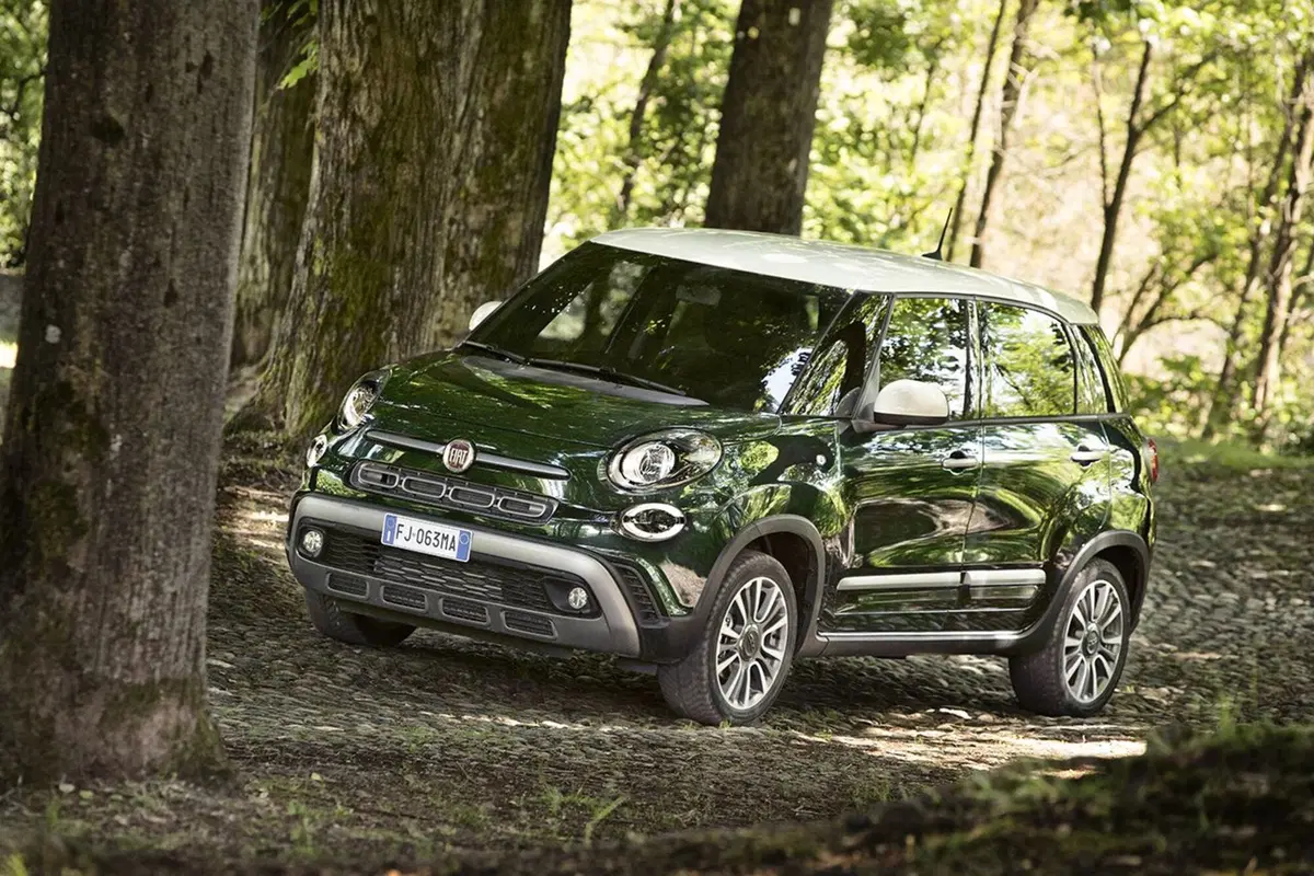 Fiat 500L restyling, cambia nome e guadagna in comfort (3)