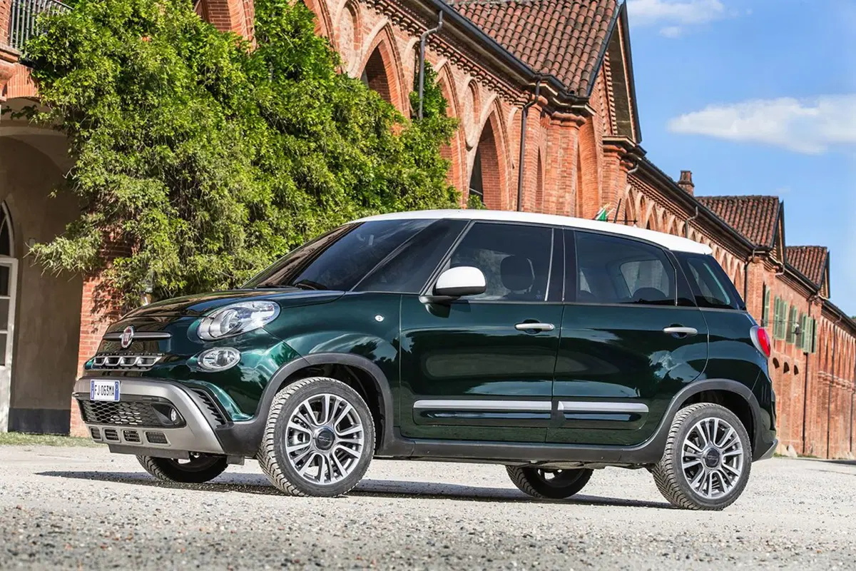 Fiat 500L restyling, cambia nome e guadagna in comfort (17)