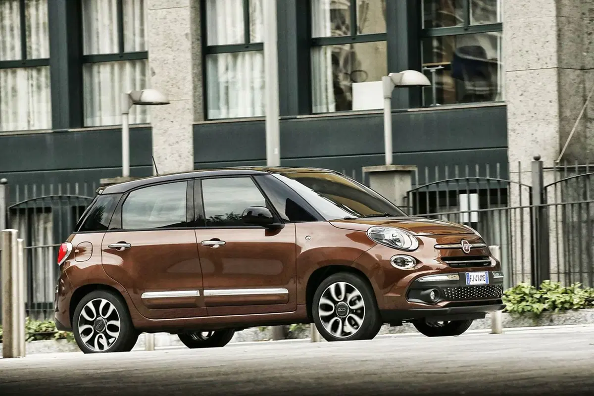 Fiat 500L restyling, cambia nome e guadagna in comfort (18)