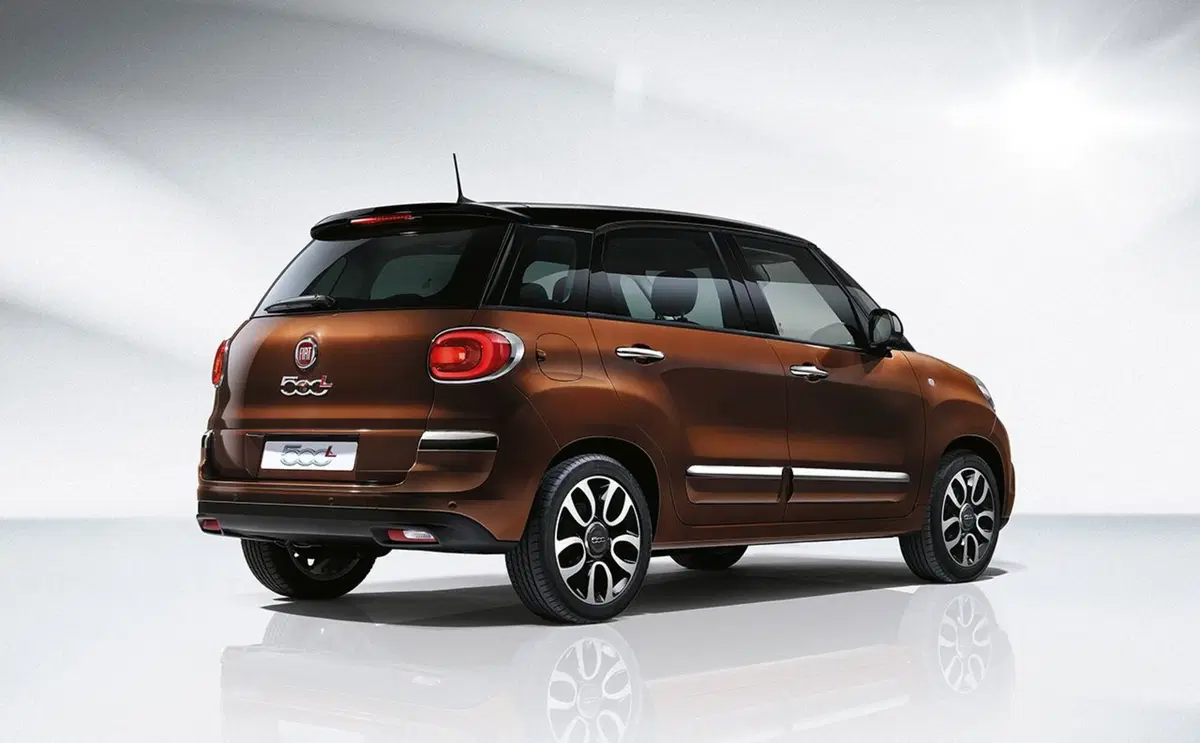 Fiat 500L restyling, cambia nome e guadagna in comfort (30)
