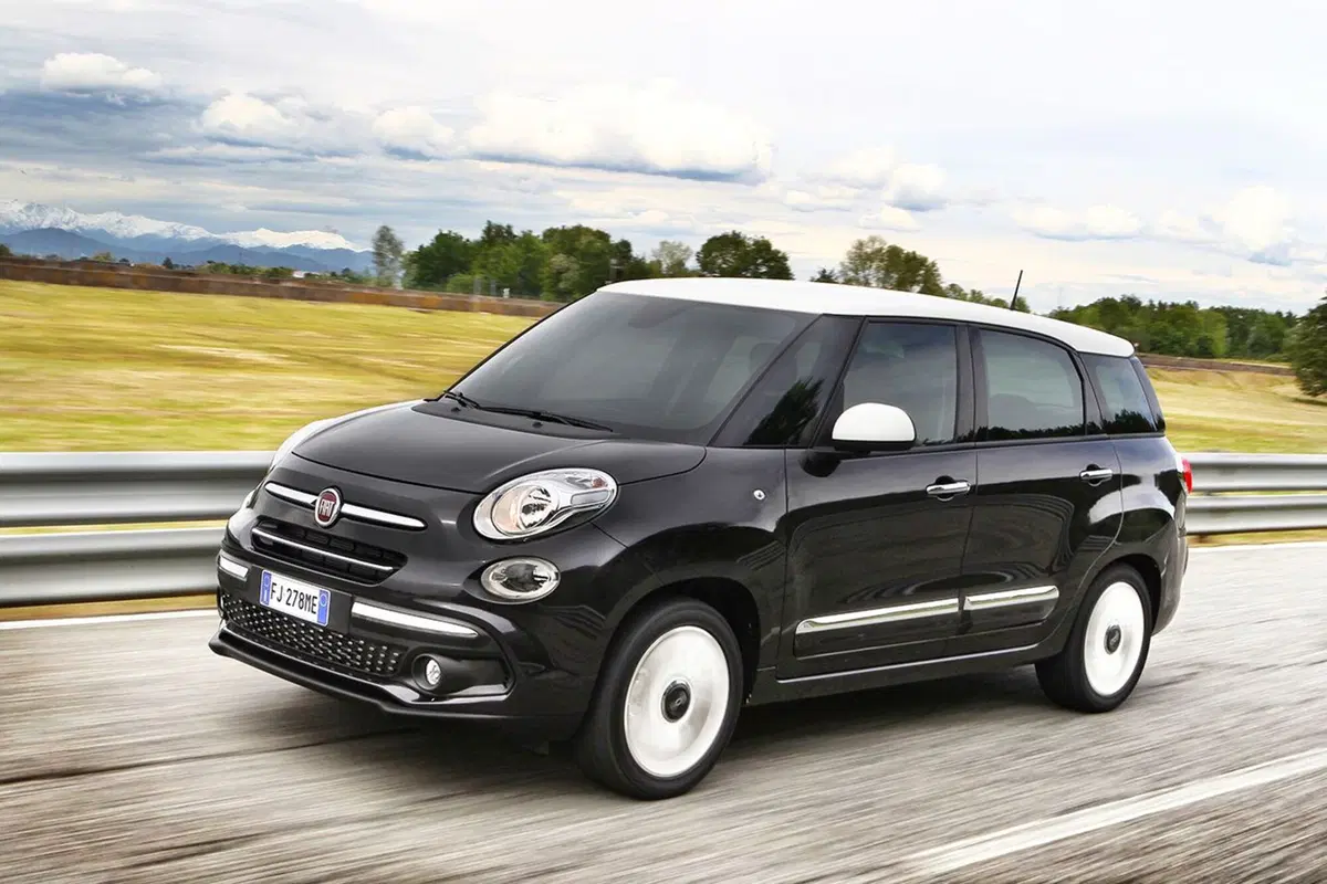 Fiat 500L restyling, cambia nome e guadagna in comfort (37)