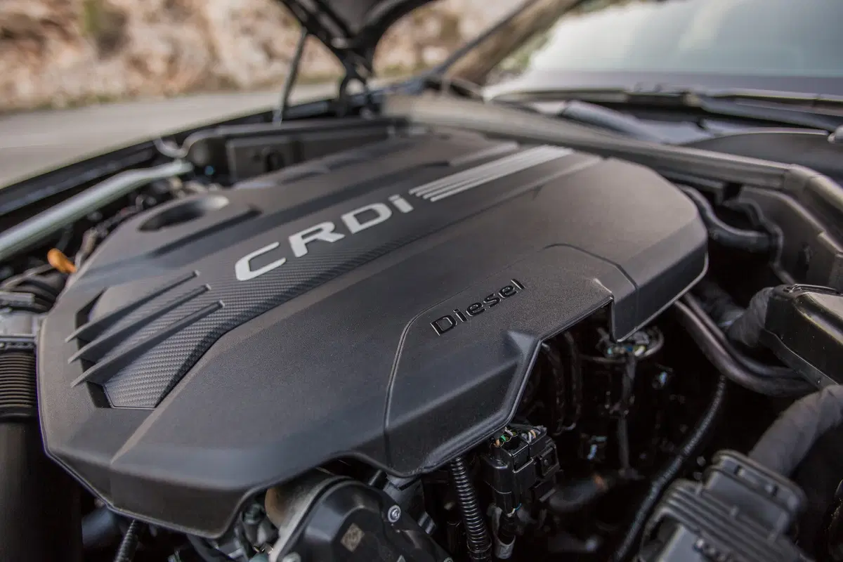 Kia Stinger 2.2 CRDi, il diesel coreano sfida le gran turismo tedesche [Video] (6)