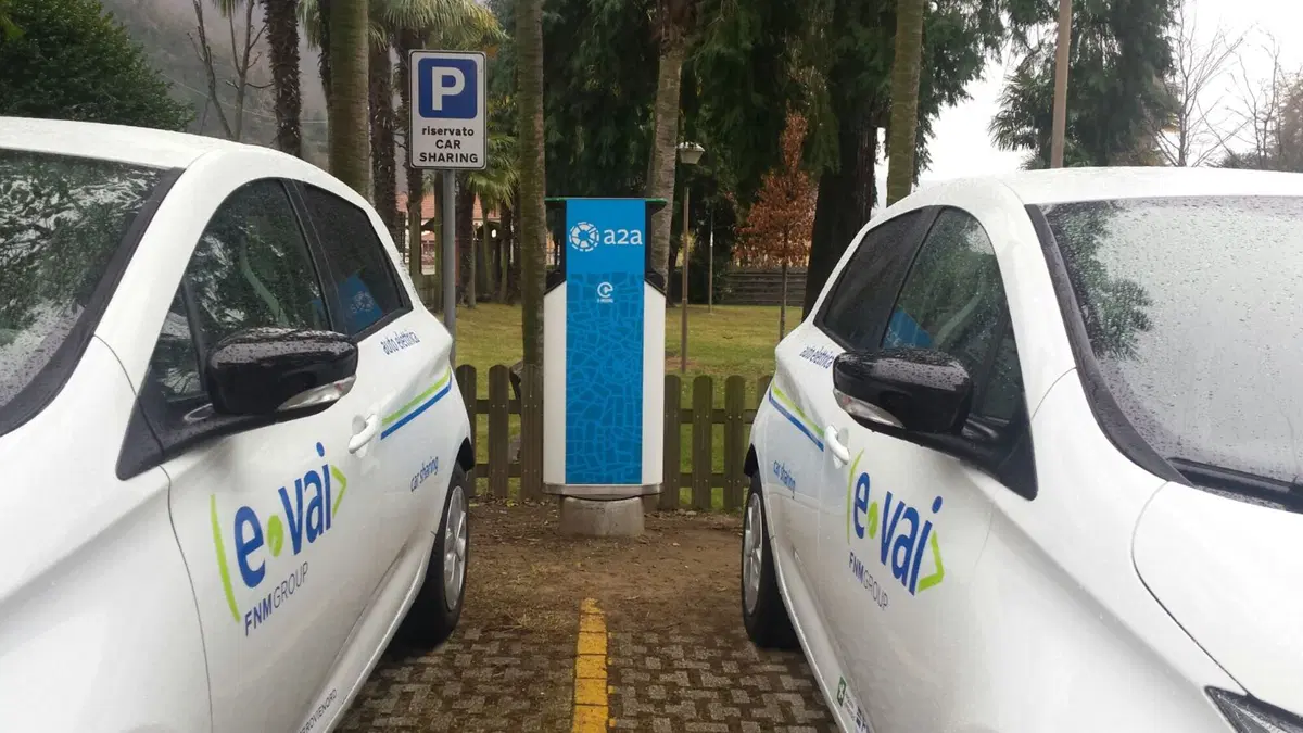 Car sharing? A Maccagno si usa l'auto del Comune