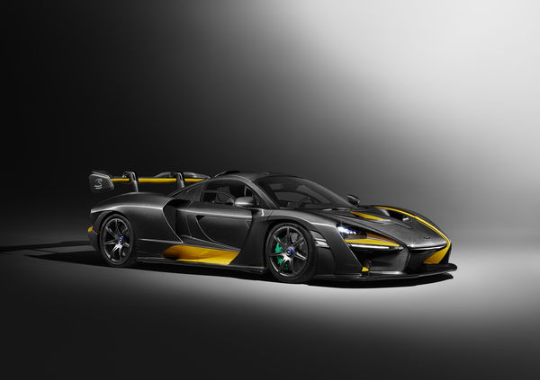 McLaren Senna Carbon Theme al Salone di Ginevra 2018 [Video]