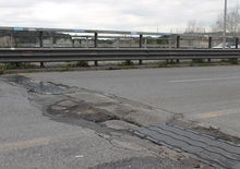 Emergenza neve a Roma: fioccano le buche