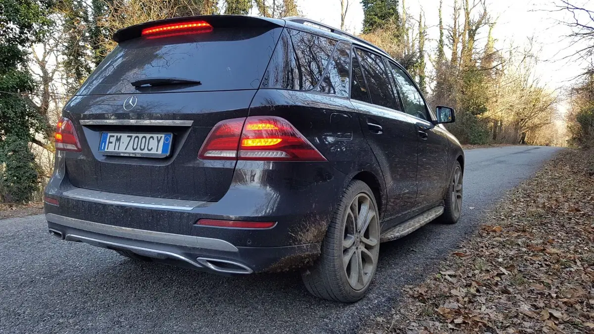 Mercedes GLE | Fango? Freddo? Esami superati... (2)