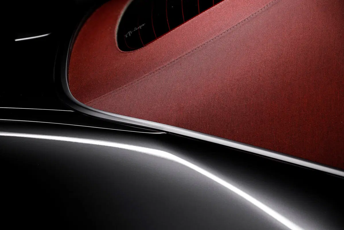 Mazda MX-5 Cherry Edition, 71 esemplari per la roadster speciale (4)