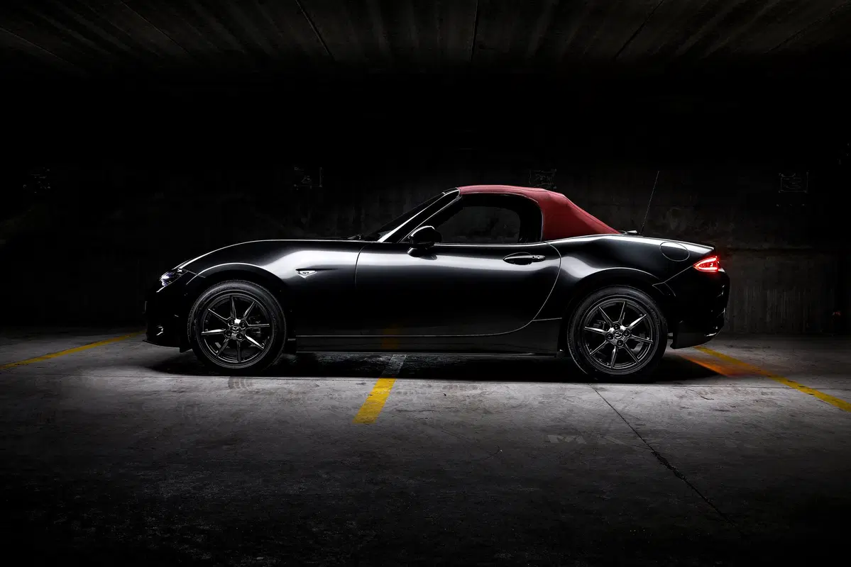 Mazda MX-5 Cherry Edition, 71 esemplari per la roadster speciale