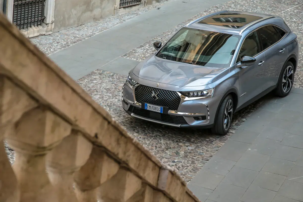 DS7 Crossback 2018 | tanto comfort e tecnologie per infastidire le tedesche  (2)