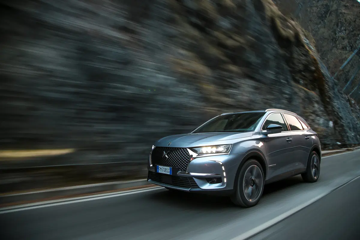 DS7 Crossback 2018 | tanto comfort e tecnologie per infastidire le tedesche  (11)