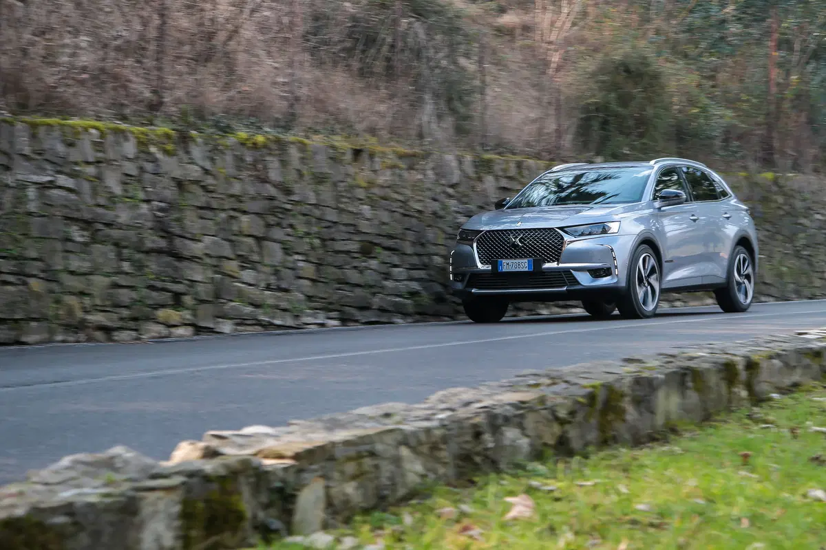 DS7 Crossback 2018 | tanto comfort e tecnologie per infastidire le tedesche  (12)