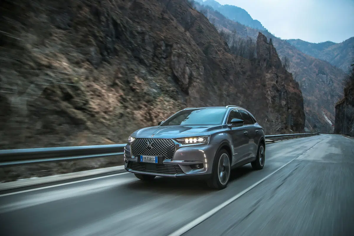 DS7 Crossback 2018 | tanto comfort e tecnologie per infastidire le tedesche  (13)