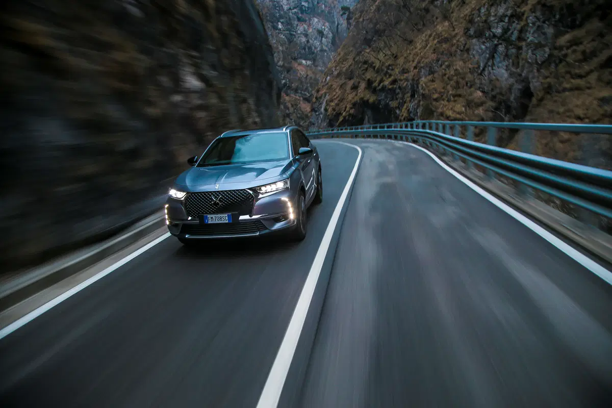 DS7 Crossback 2018 | tanto comfort e tecnologie per infastidire le tedesche  (20)