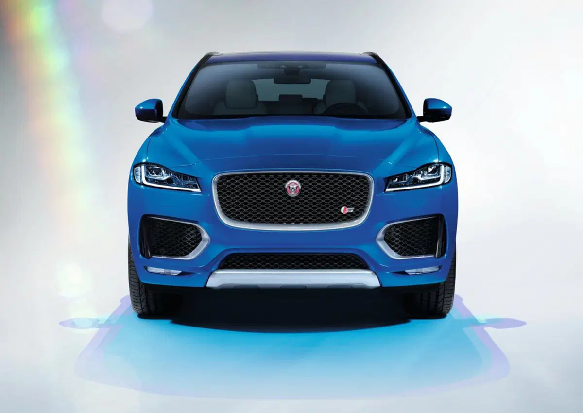 Jaguar F-Pace 3.0d i6 mhev R-Dynamic SE 90th Anniversary Edition awd 300cv auto (35)
