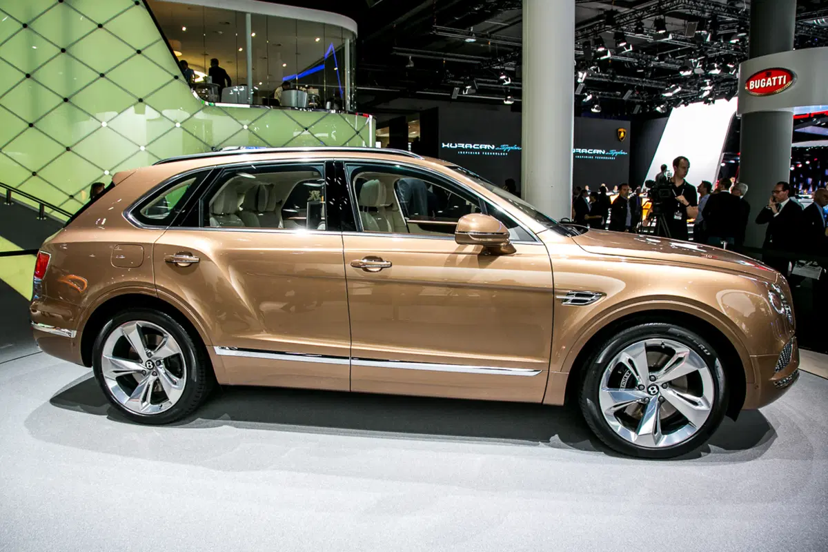 Bentley al Salone di Francoforte 2015 (2)