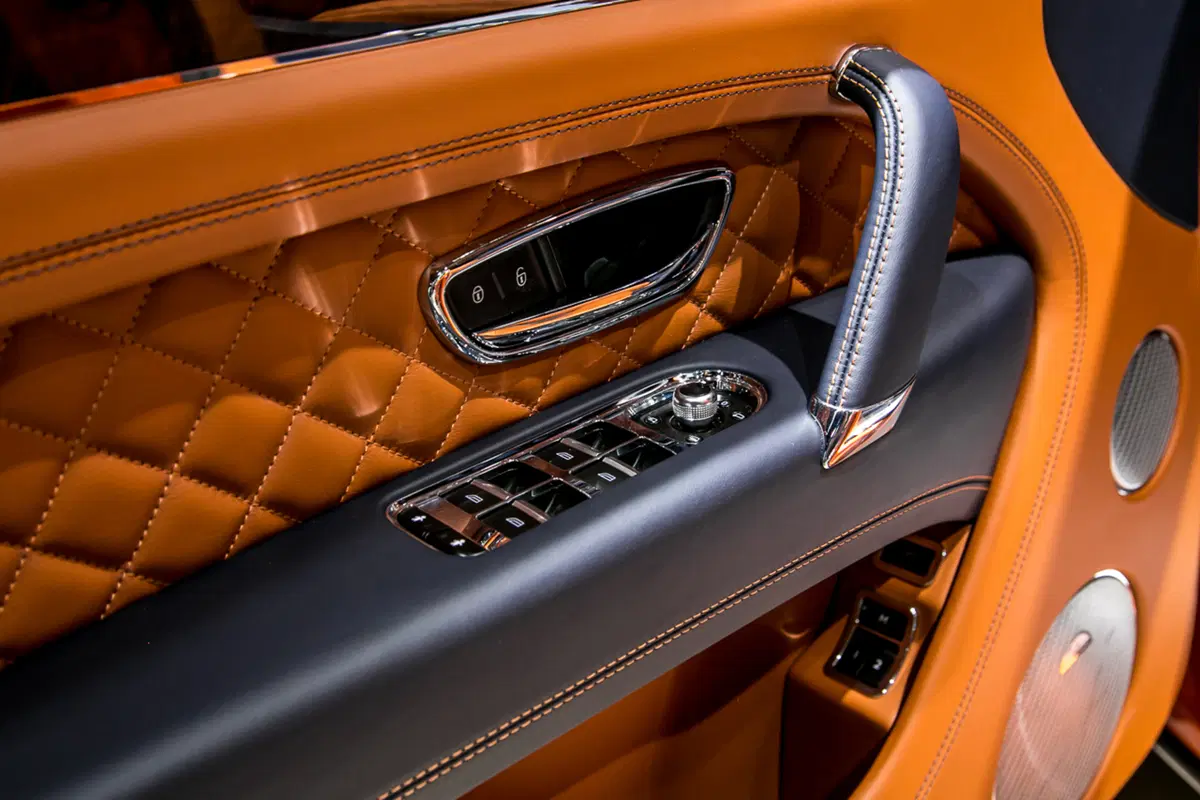 Bentley al Salone di Francoforte 2015 (10)