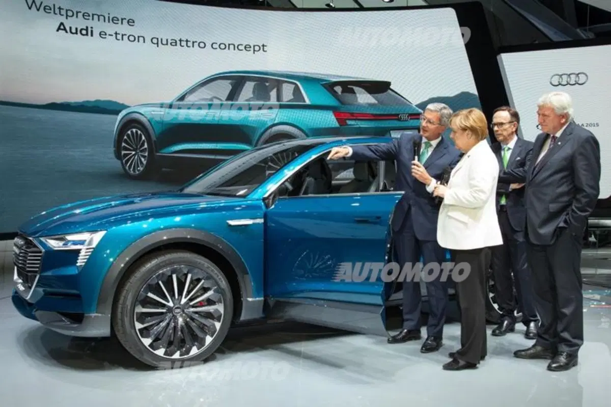 Angela Merkel: «L'industria dell'auto aiuti i rifugiati» (3)
