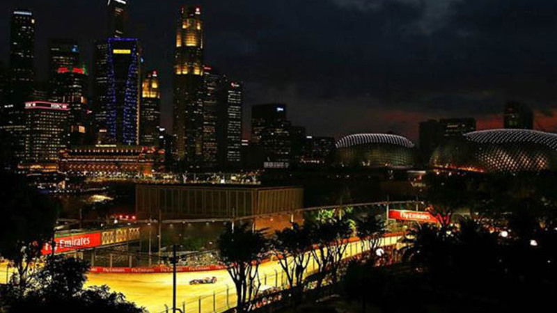 GP Singapore, PL2: comanda Kvyat, Raikkonen secondo!