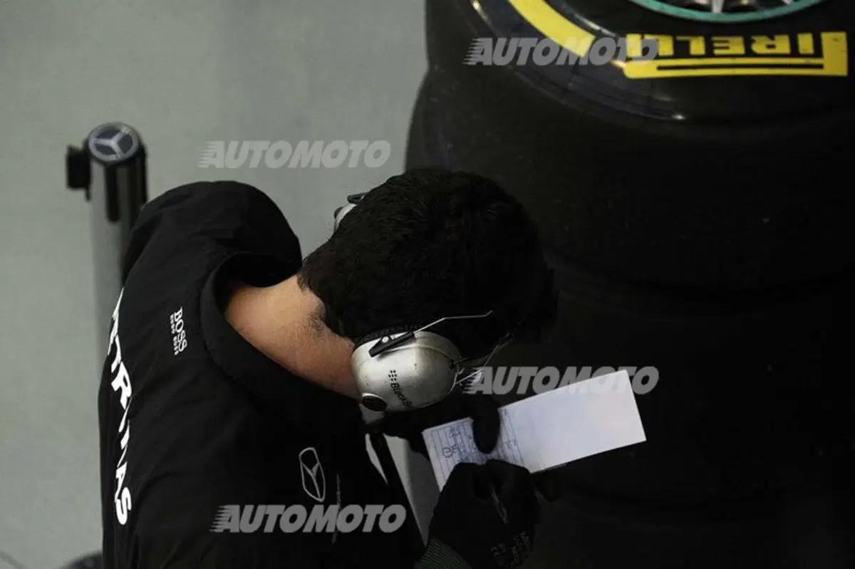 F1, Gp Singapore 2015, FP3: Vettel davanti a tutti (21)